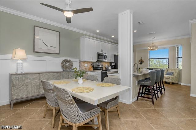 9834 Giaveno CIR 1746, Naples, FL 34113