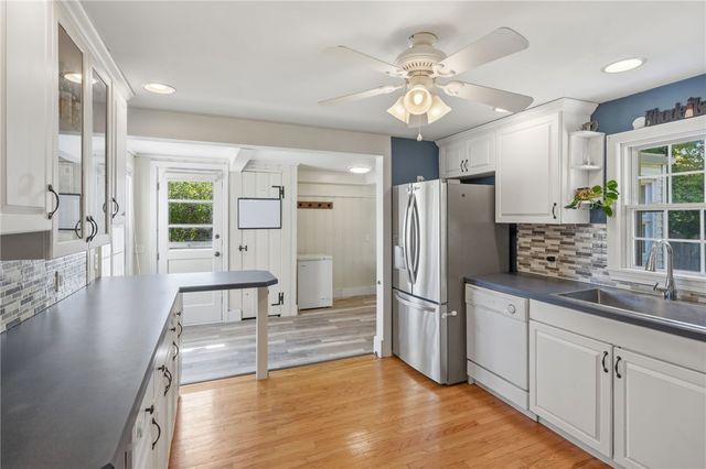97 Delwood Road, Warwick, RI 02889