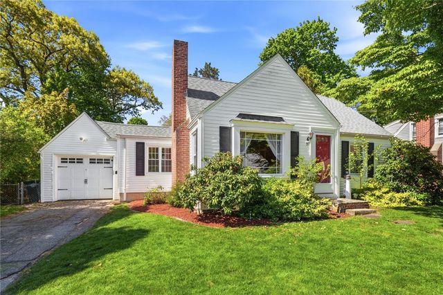 97 Delwood Road, Warwick, RI 02889