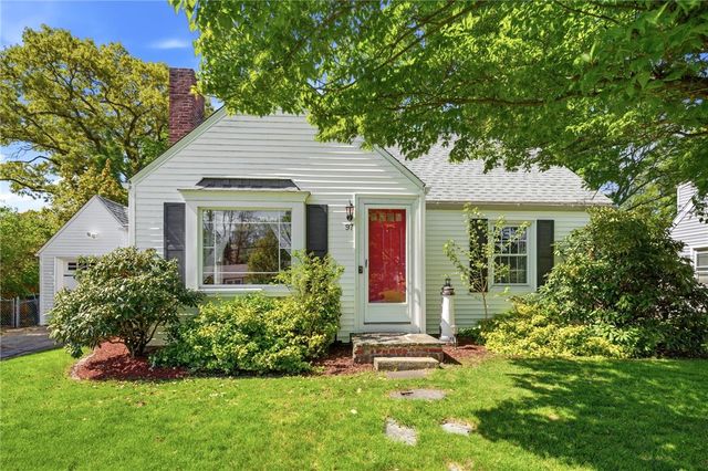 97 Delwood Road, Warwick, RI 02889