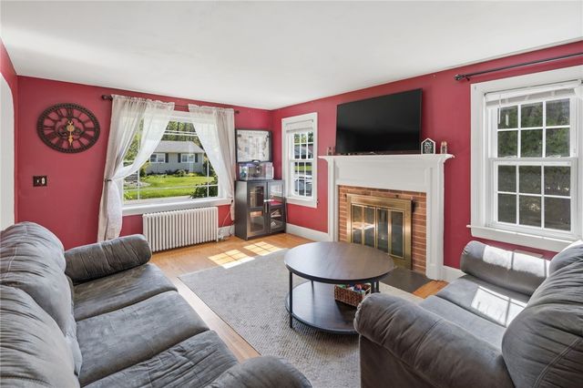 97 Delwood Road, Warwick, RI 02889