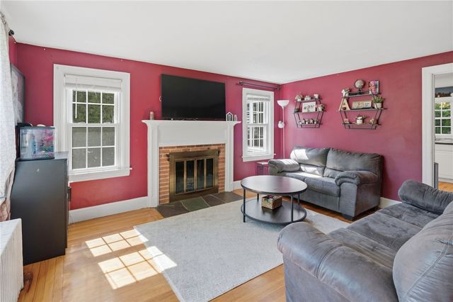 97 Delwood Road, Warwick, RI 02889