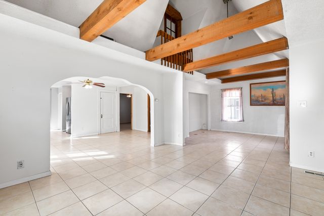 833 S Poplar St, Wichita, KS 67211