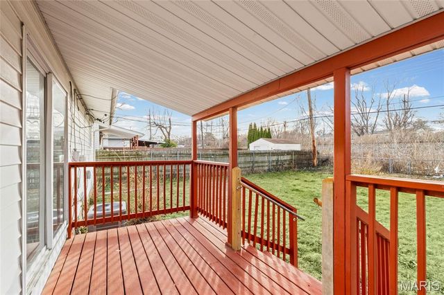 11891 Bridgevale Avenue, Spanish Lake, MO 63138