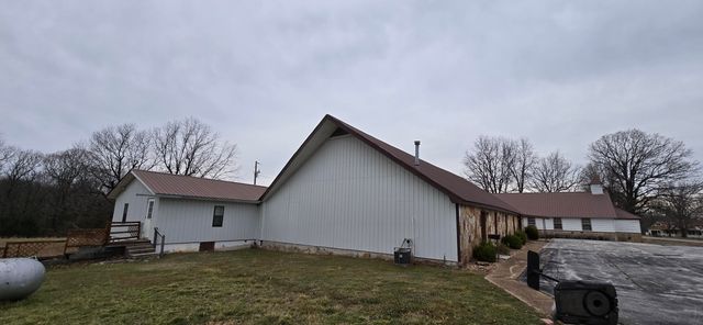 7503 N. State Highway 125, Strafford, MO 65757