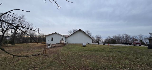 7503 N. State Highway 125, Strafford, MO 65757