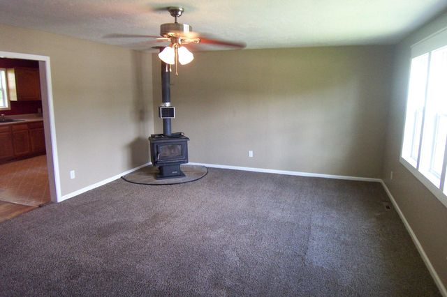 7503 N. State Highway 125, Strafford, MO 65757