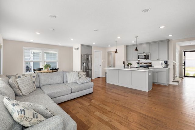 1265 NW Yorktown Drive, Waukee, IA 50263