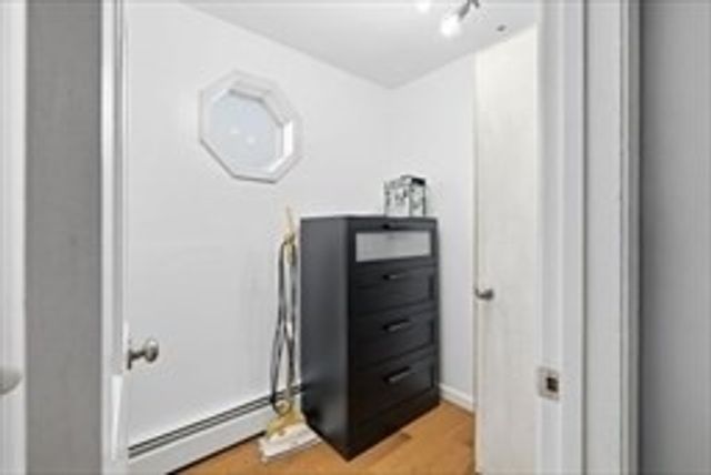 22 Juniper St, Lowell, MA 01852