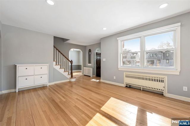 10-09 Charles Street, Fair Lawn, NJ 07410