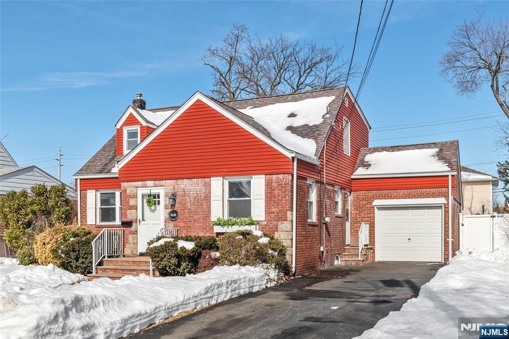 10-09 Charles Street, Fair Lawn, NJ 07410