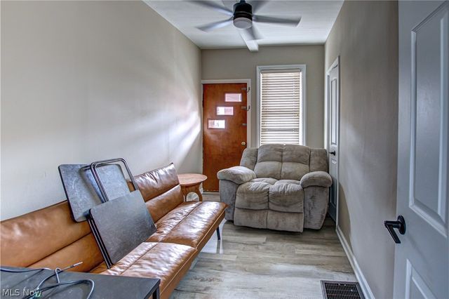 1913 E 123rd Street, Cleveland, OH 44106