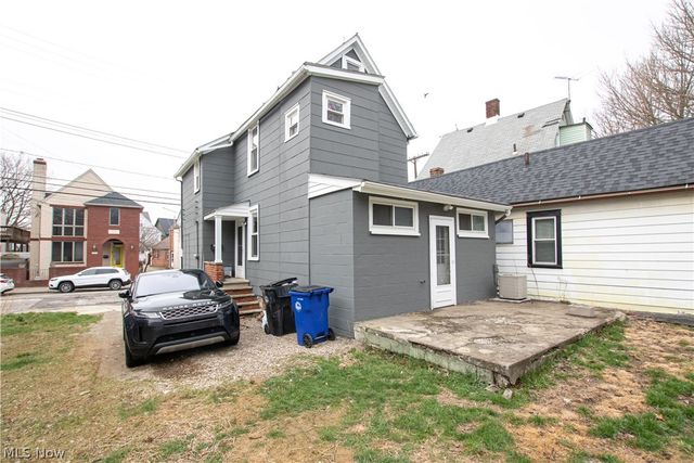 1913 E 123rd Street, Cleveland, OH 44106