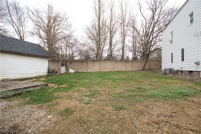 1913 E 123rd Street, Cleveland, OH 44106