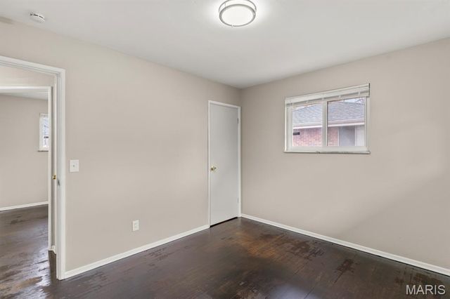 1223 Reale Avenue, St Louis, MO 63138