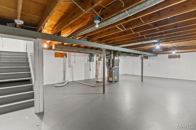 1223 Reale Avenue, St Louis, MO 63138