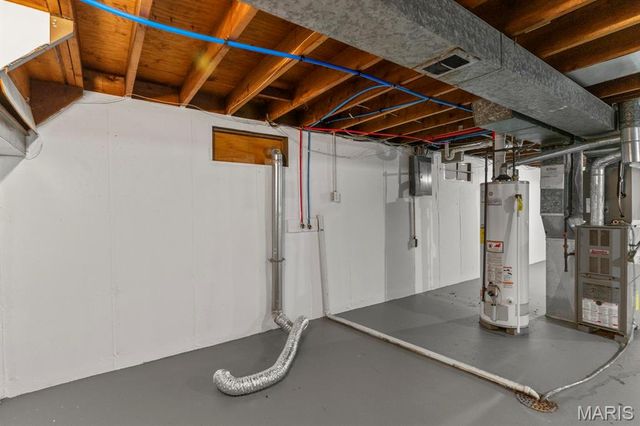 1223 Reale Avenue, St Louis, MO 63138