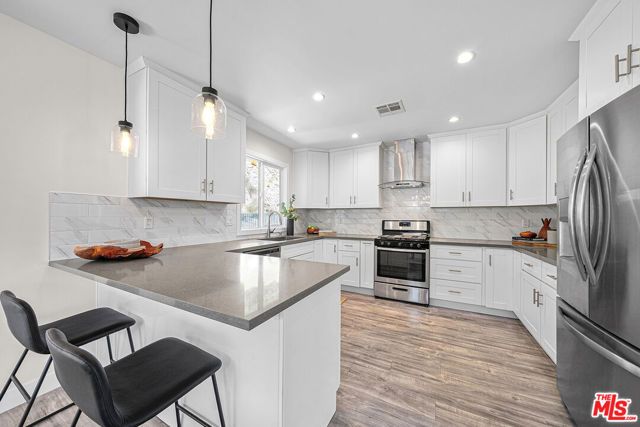 2761 Lompoc Street, Los Angeles, CA 90065