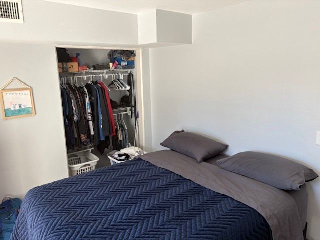 930 17th Street 14, Moline, IL 61265