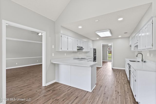 8805 Dove Hill Drive, Olive Branch, MS 38654