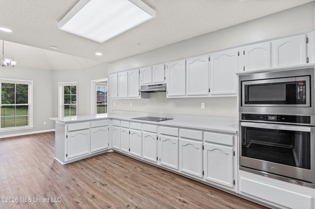 8805 Dove Hill Drive, Olive Branch, MS 38654