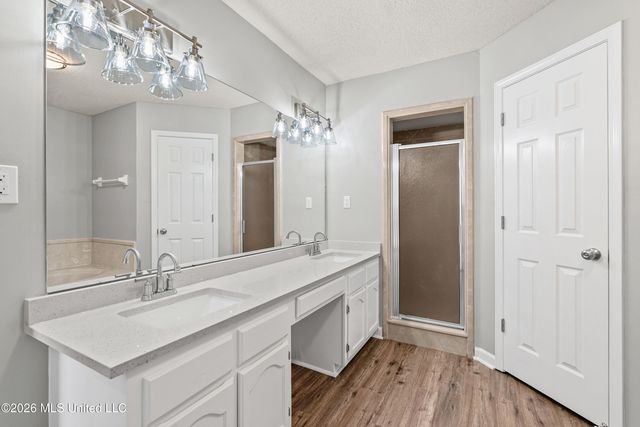 8805 Dove Hill Drive, Olive Branch, MS 38654