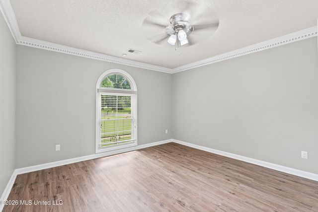 8805 Dove Hill Drive, Olive Branch, MS 38654