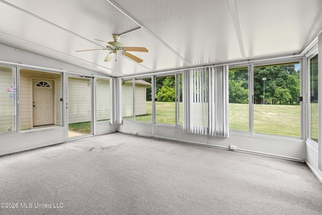 8805 Dove Hill Drive, Olive Branch, MS 38654