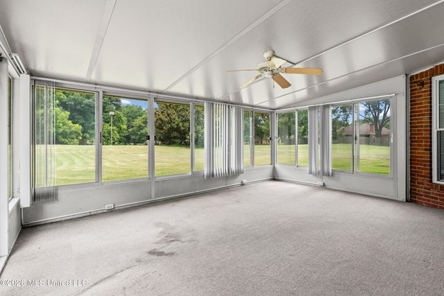 8805 Dove Hill Drive, Olive Branch, MS 38654