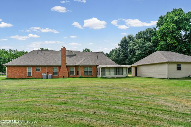 8805 Dove Hill Drive, Olive Branch, MS 38654