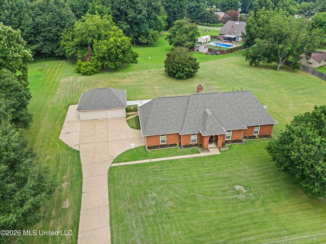 8805 Dove Hill Drive, Olive Branch, MS 38654