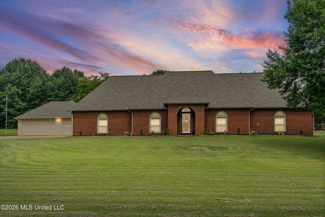 8805 Dove Hill Drive, Olive Branch, MS 38654