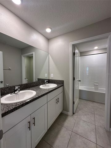 7157 SAMUEL IVY DRIVE, Tampa, FL 33619