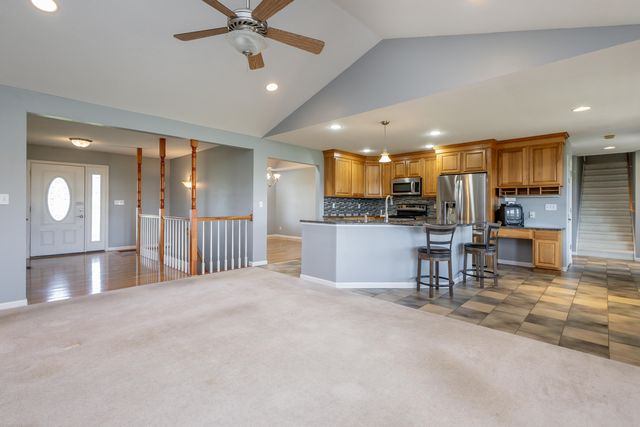 5720 N KIRCHER RD, Columbia, MO 65202