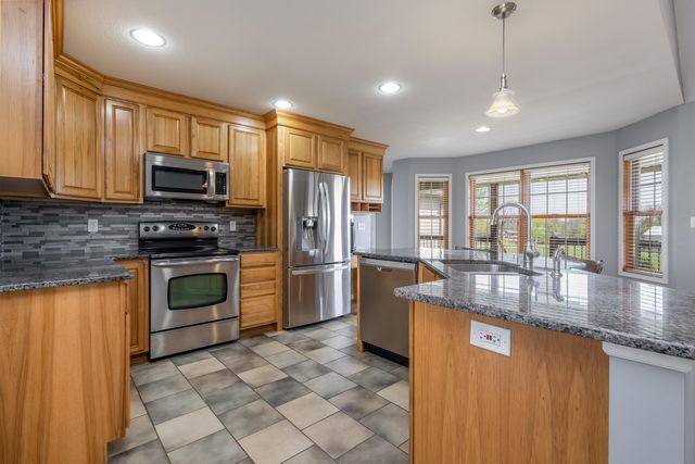 5720 N KIRCHER RD, Columbia, MO 65202