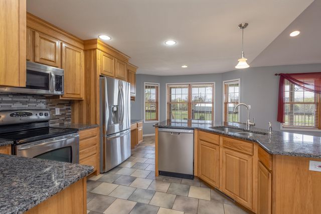 5720 N KIRCHER RD, Columbia, MO 65202