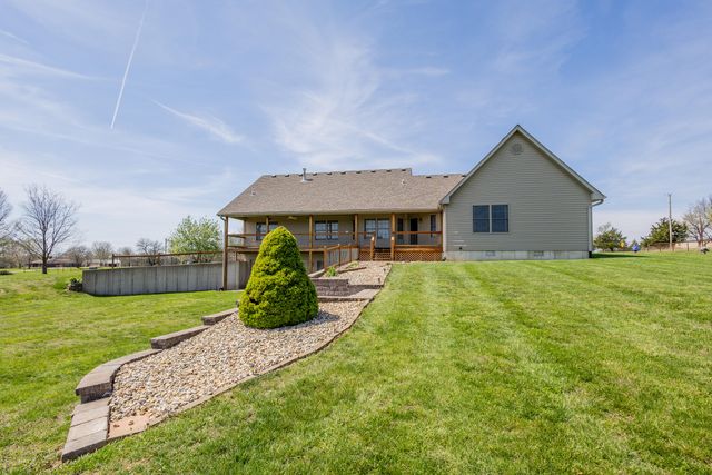 5720 N KIRCHER RD, Columbia, MO 65202