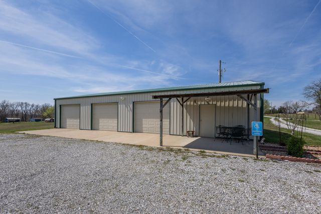 5720 N KIRCHER RD, Columbia, MO 65202