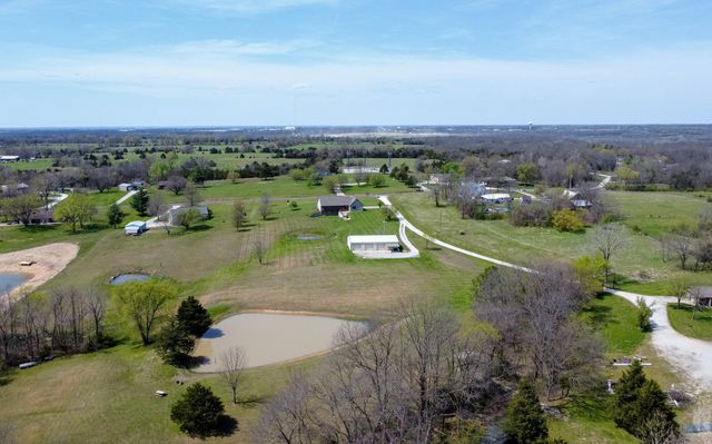 5720 N KIRCHER RD, Columbia, MO 65202