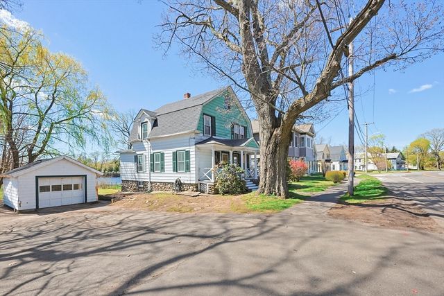 119 Hope Ave, Worcester, MA 01603