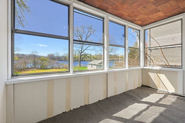 119 Hope Ave, Worcester, MA 01603