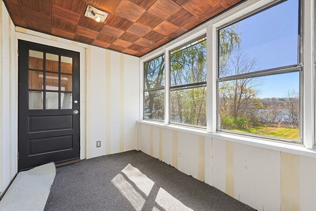 119 Hope Ave, Worcester, MA 01603