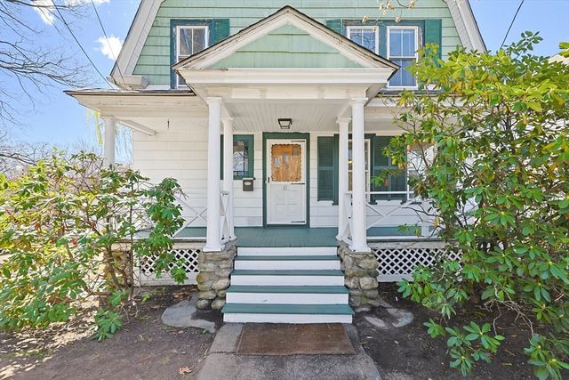 119 Hope Ave, Worcester, MA 01603