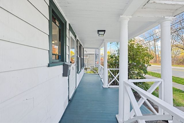 119 Hope Ave, Worcester, MA 01603