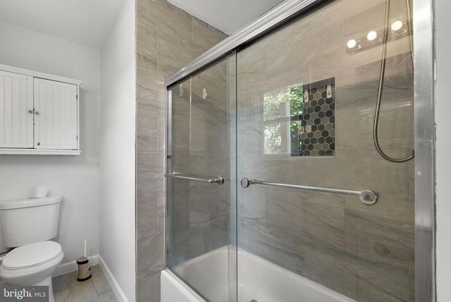 2507 GEHB AVE, Baltimore, MD 21227