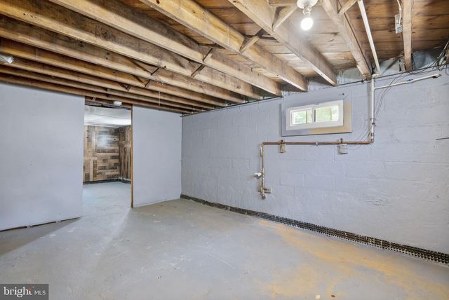 2507 GEHB AVE, Baltimore, MD 21227