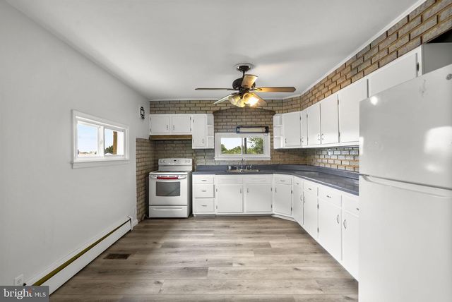2507 GEHB AVE, Baltimore, MD 21227