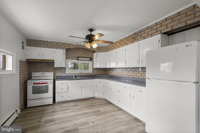 2507 GEHB AVE, Baltimore, MD 21227