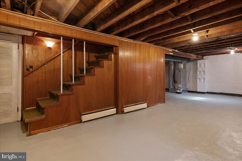 Image 22 of property listing at 2507 GEHB AVE, Baltimore, MD 21227