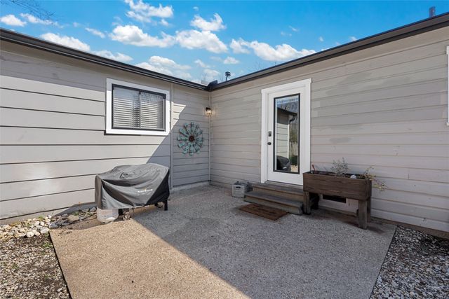 216 Avenue I, Lacy Lakeview, TX 76705
